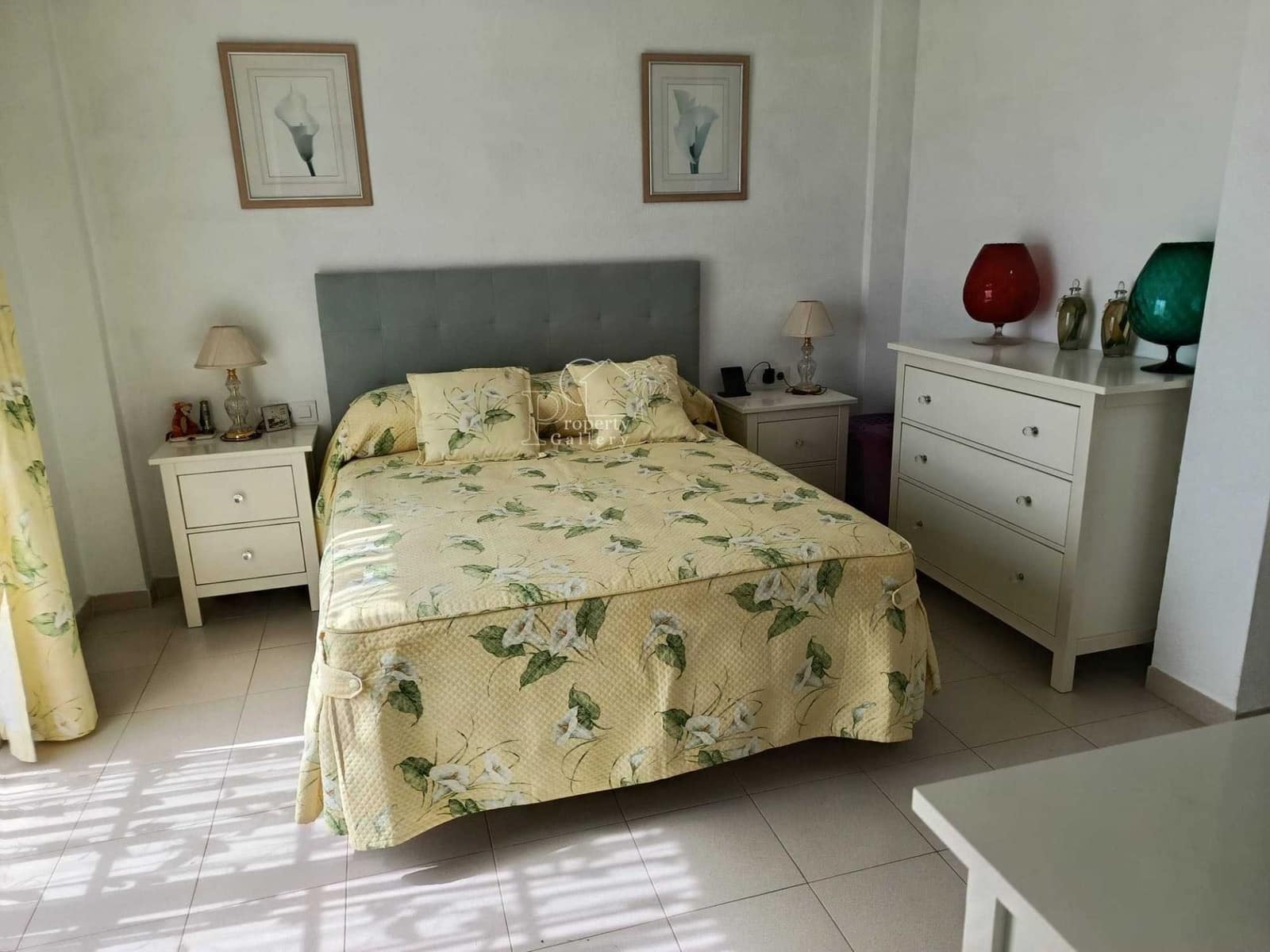 3 sypialnia Dom na sprzedaż w Chayofa z basenem garażem - 525 000 € (Ref: 9854813)