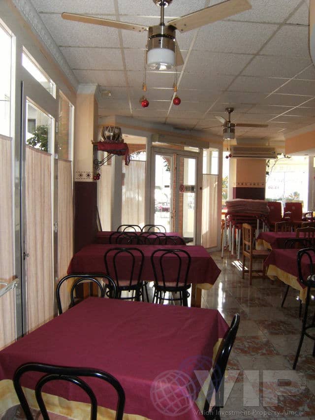 Kommersiell til salgs i Mojacar - € 175 000 (Ref: 3318787)