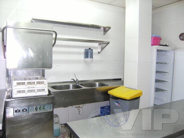 Kommersiell til salgs i Mojacar - € 175 000 (Ref: 3318787)