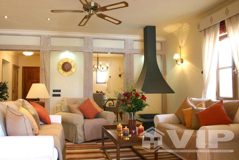 5 slaapkamer Villa te koop in Desert Springs met zwembad - € 1.000.000 (Ref: 7453101)