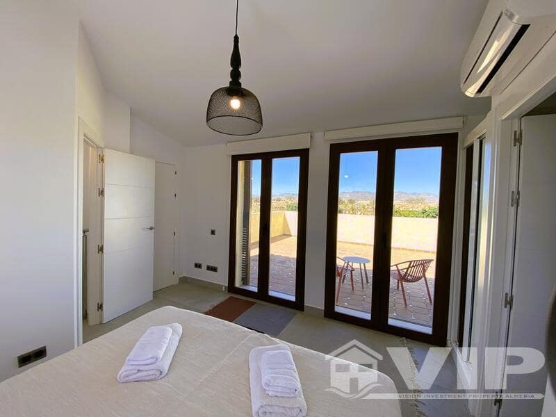 3 quarto Moradia para venda em Desert Springs com piscina - 365 000 € (Ref: 7453105)