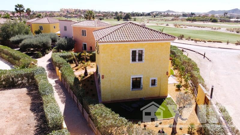 4 Zimmer Villa zu verkaufen in Desert Springs mit Pool - 425.000 € (Ref: 7453106)