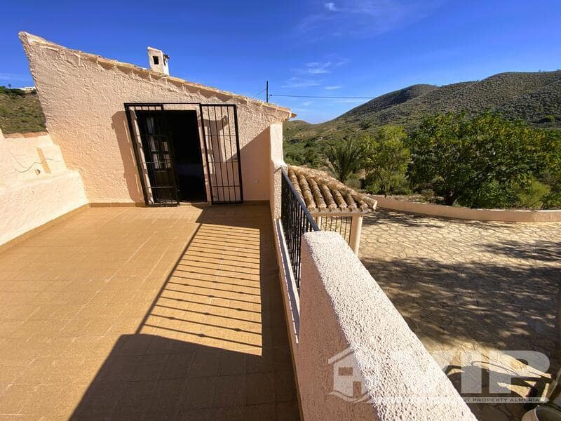 4 soveværelse Finca/Landehus til salg i Turre med swimmingpool - € 395.000 (Ref: 7823059)