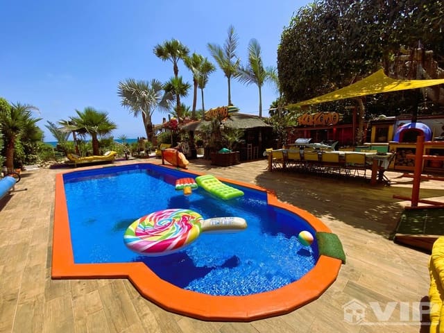 5 slaapkamer Villa te koop in Cala Marqués, Vera met zwembad - € 1.095.000 (Ref: 8375066)