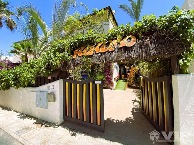 5 slaapkamer Villa te koop in Cala Marqués, Vera met zwembad - € 1.095.000 (Ref: 8375066)