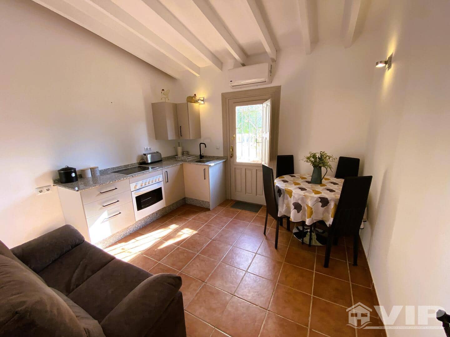 6 soveværelse Villa til salg i Antas med swimmingpool - € 575.000 (Ref: 8553511)