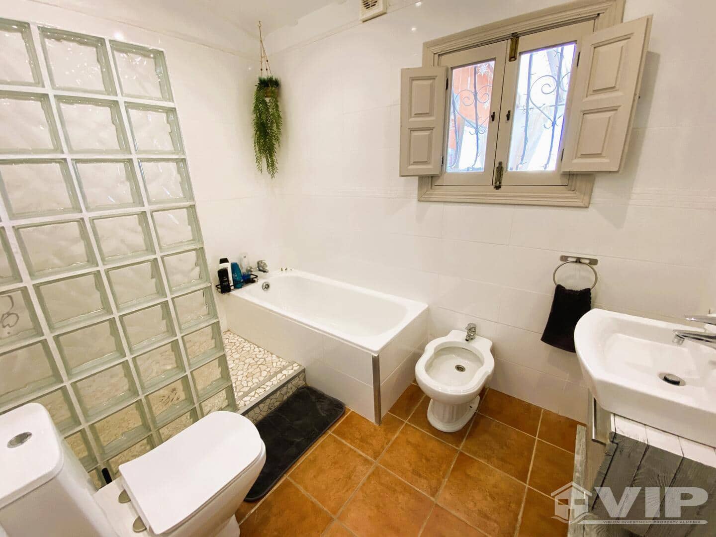 6 soveværelse Villa til salg i Antas med swimmingpool - € 575.000 (Ref: 8553511)