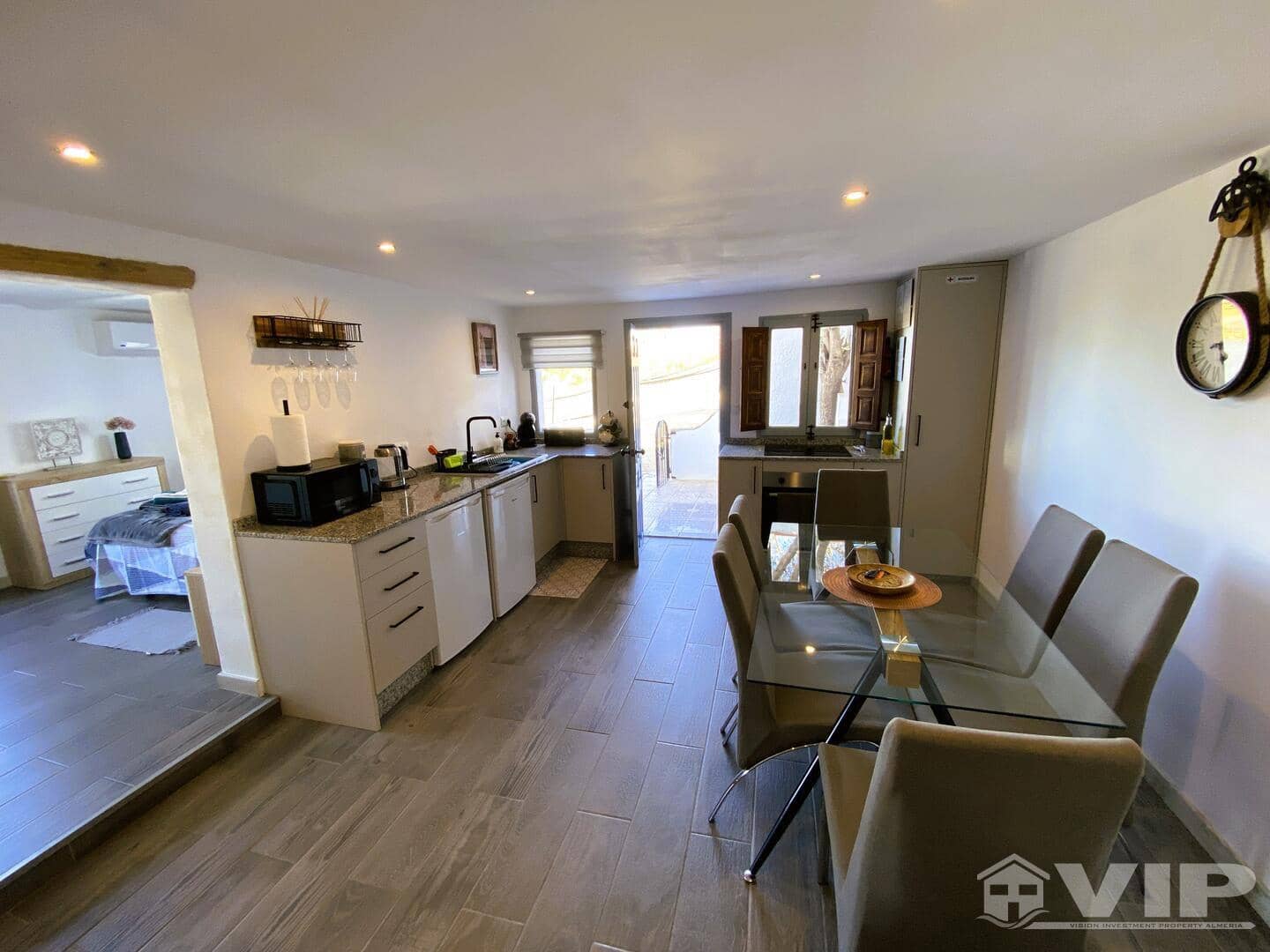 6 soveværelse Villa til salg i Antas med swimmingpool - € 575.000 (Ref: 8553511)