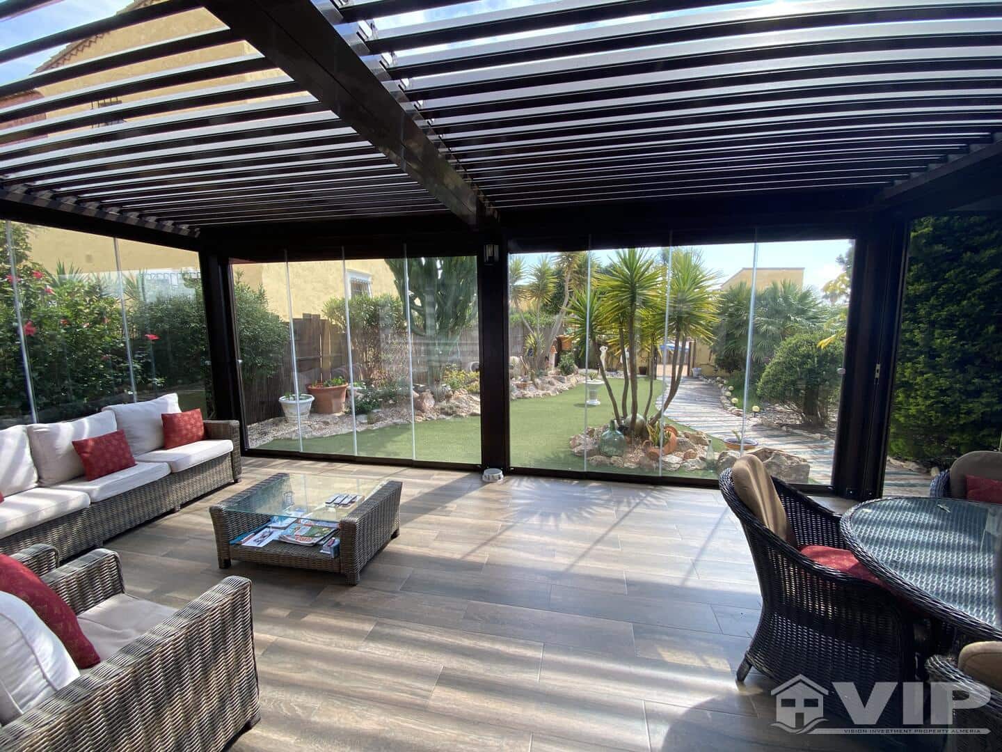 Chalet de 3 habitaciones en Vera en venta con piscina - 289.500 € (Ref: 8912075)