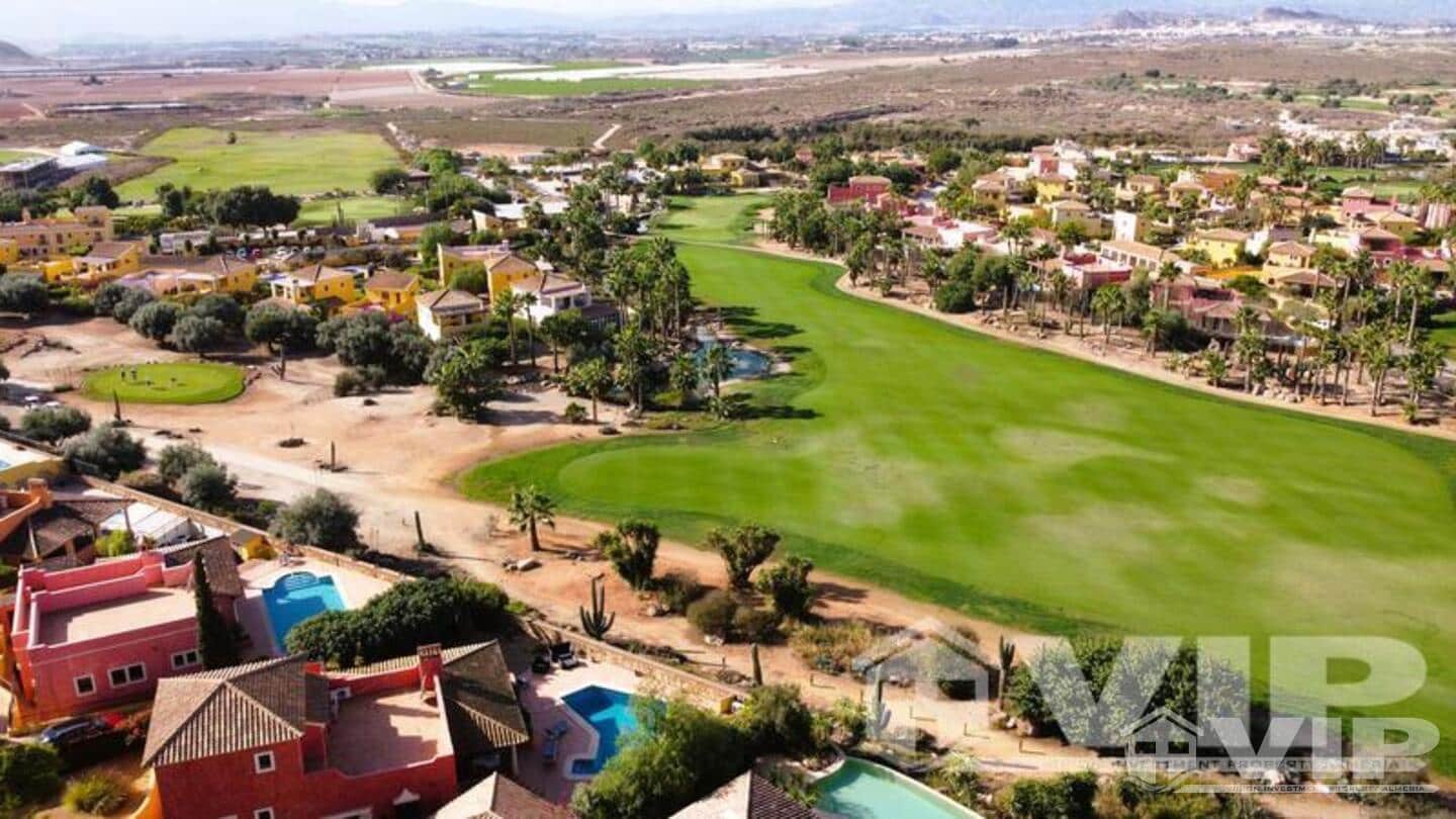 Chalet de 3 habitaciones en Vera en venta con piscina - 289.500 € (Ref: 8912075)