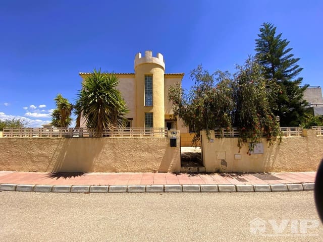3 bedroom Villa for sale in Vera Ciudad, Vera with pool - € 292,000 (Ref: 8993004)