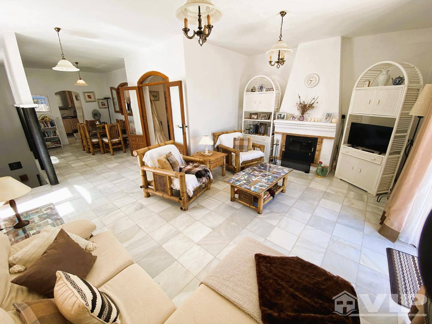 4 Zimmer Villa zu verkaufen in Mojacar mit Pool - 550.000 € (Ref: 9271735)