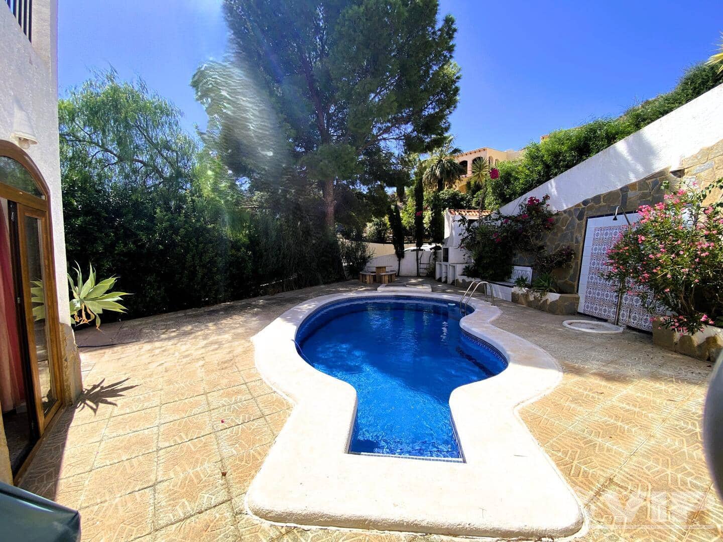 4 Zimmer Villa zu verkaufen in Mojacar mit Pool - 550.000 € (Ref: 9271735)