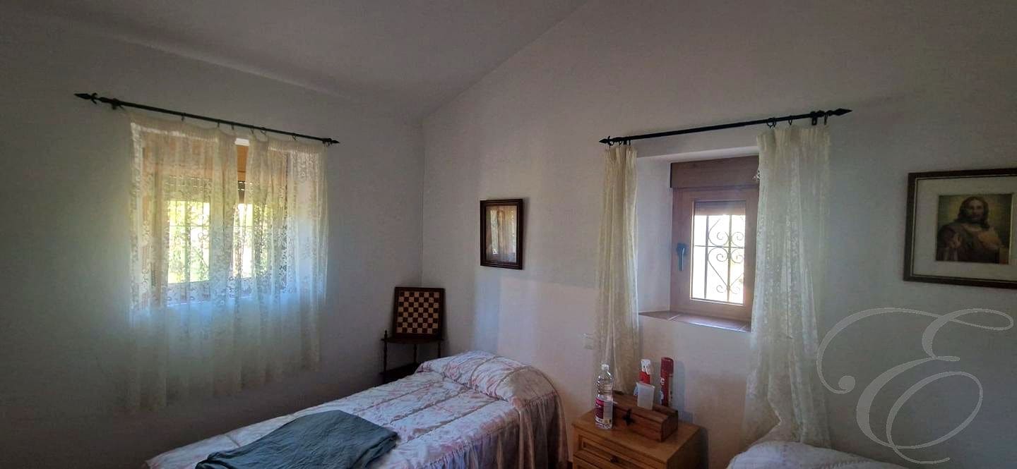 4 chambre Finca/Maison de Campagne à vendre à Comares avec garage - 345 000 € (Ref: 10004578)