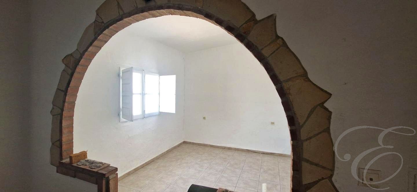 6 sovrum Villa till salu i Velez-Malaga med pool - 279 000 € (Ref: 10004676)