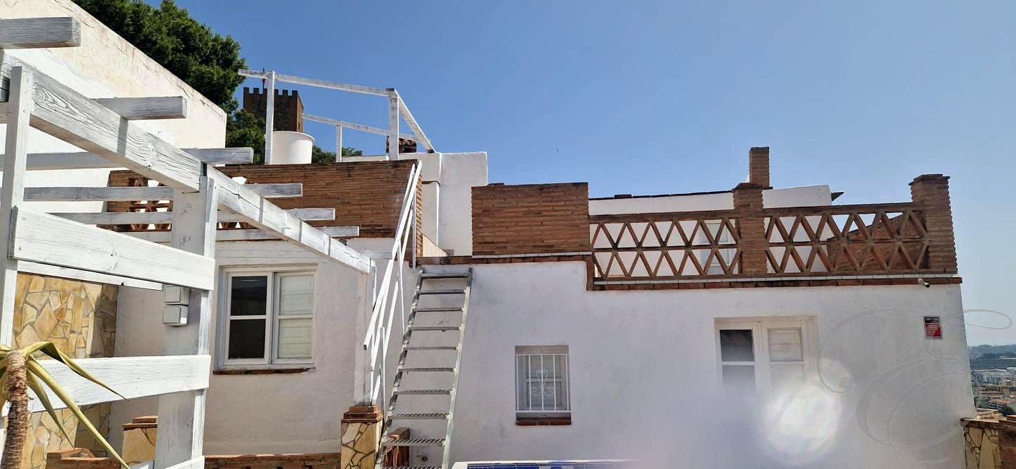 6 sovrum Villa till salu i Velez-Malaga med pool - 279 000 € (Ref: 10004676)