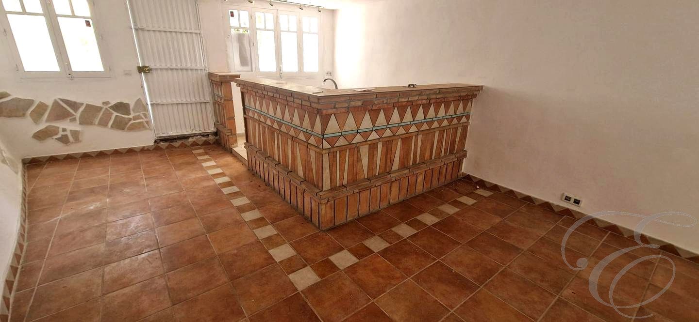 6 sovrum Villa till salu i Velez-Malaga med pool - 279 000 € (Ref: 10004676)