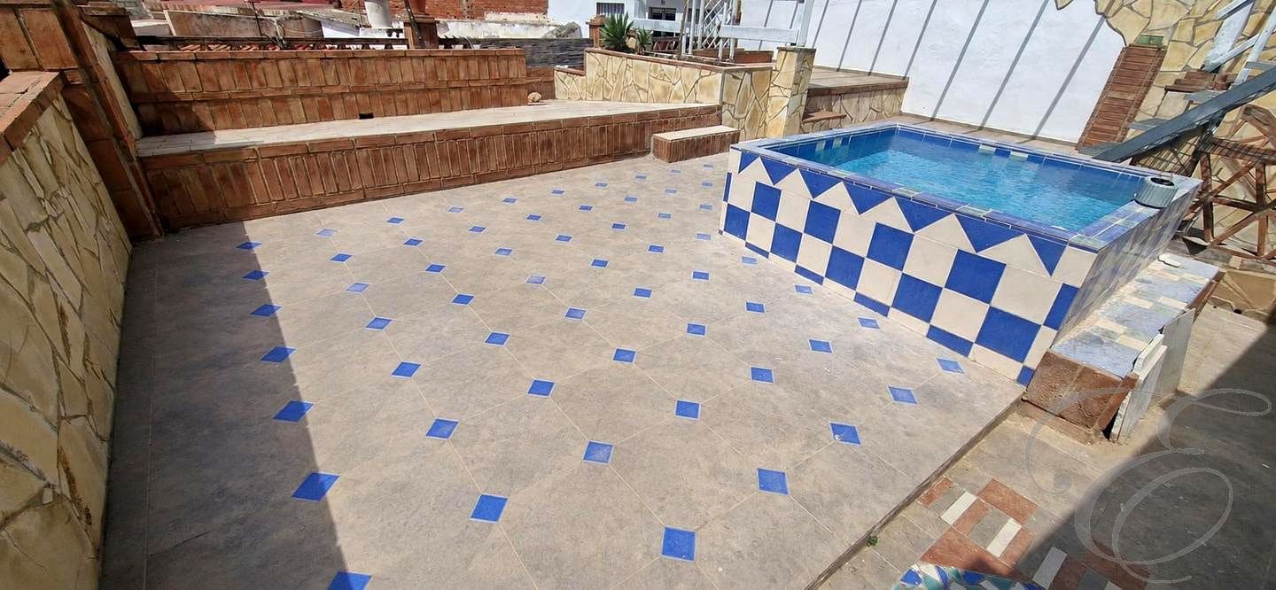 6 sovrum Villa till salu i Velez-Malaga med pool - 279 000 € (Ref: 10004676)