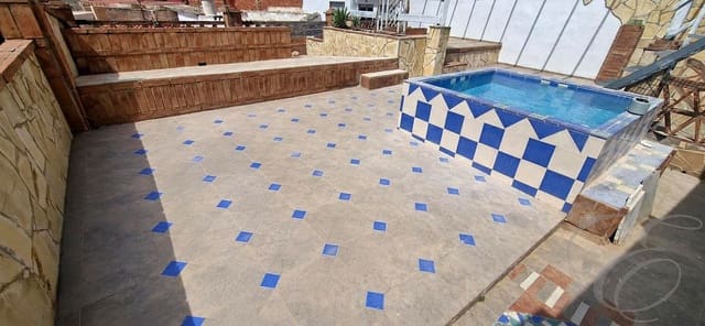 6 chambre Villa/Maison à vendre à Vélez-Málaga avec piscine - 279 000 € (Ref: 10004676)