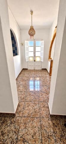 6 slaapkamer Villa te koop in Vélez-Málaga met zwembad - € 279.000 (Ref: 10004676)