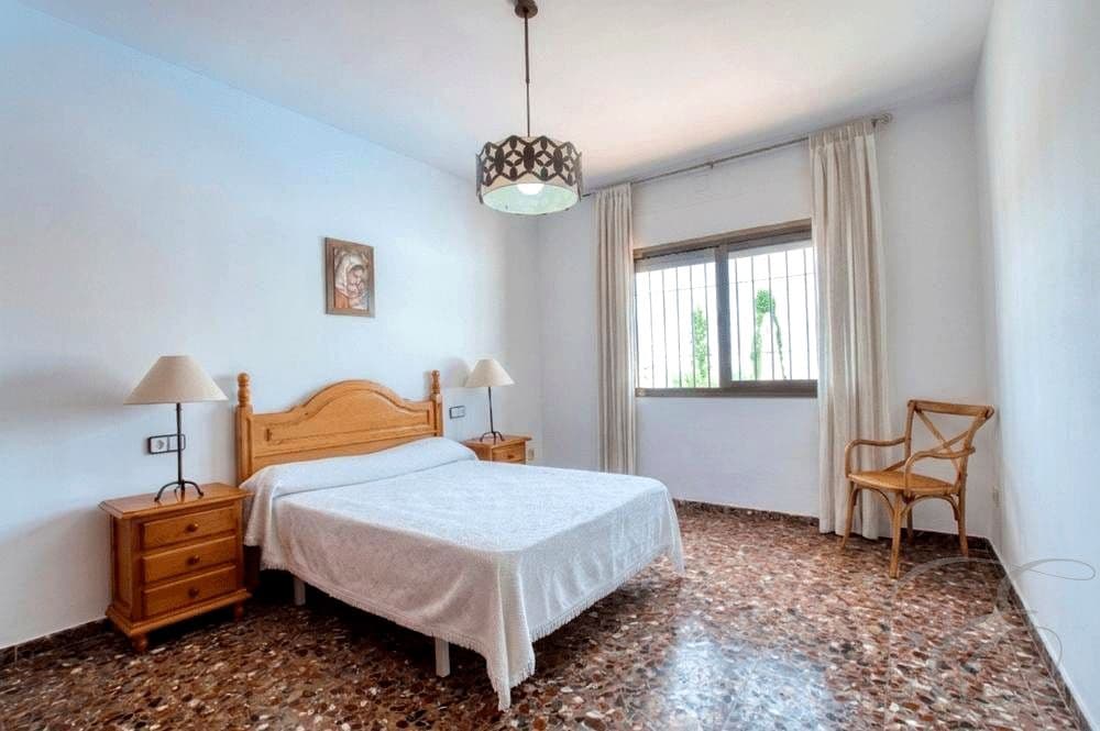 4 slaapkamer Finca/Landhuis te koop in Periana met zwembad - € 440.000 (Ref: 10009512)
