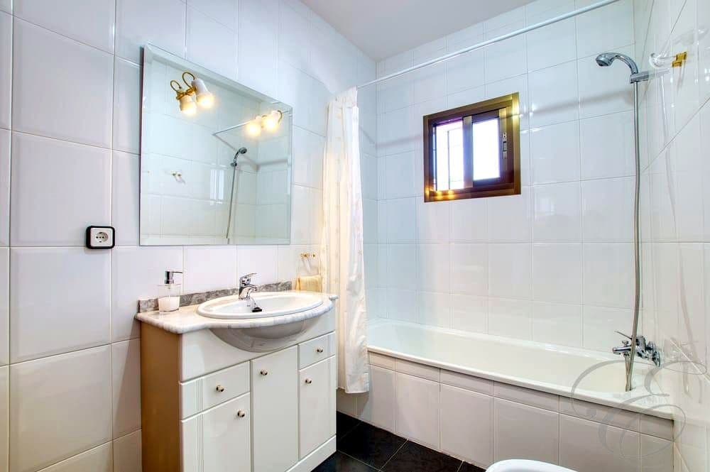 4 slaapkamer Finca/Landhuis te koop in Periana met zwembad - € 440.000 (Ref: 10009512)