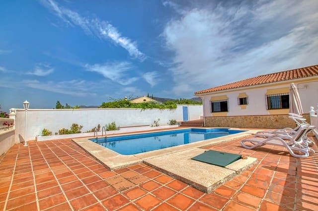4 slaapkamer Finca/Landhuis te koop in Periana - € 440.000 (Ref: 10009512)