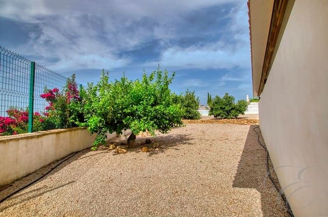 4 slaapkamer Finca/Landhuis te koop in Periana - € 440.000 (Ref: 10009512)