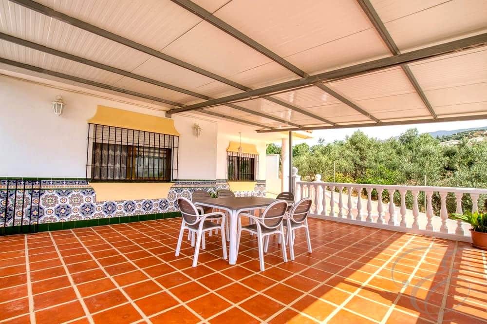 4 slaapkamer Finca/Landhuis te koop in Periana met zwembad - € 440.000 (Ref: 10009512)