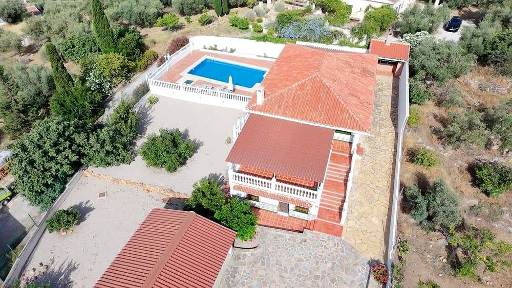 4 slaapkamer Finca/Landhuis te koop in Periana met zwembad - € 440.000 (Ref: 10009512)