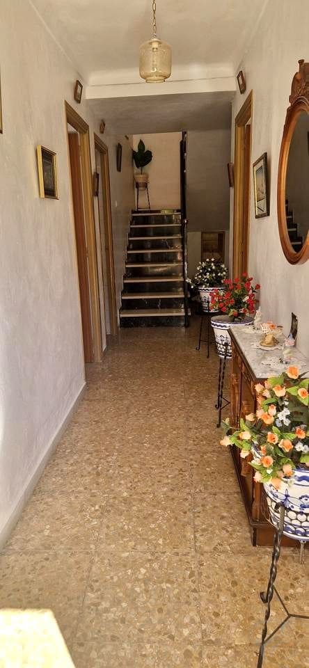 5 Zimmer Villa zu verkaufen in Iznajar mit Garage - 435.000 € (Ref: 10009797)