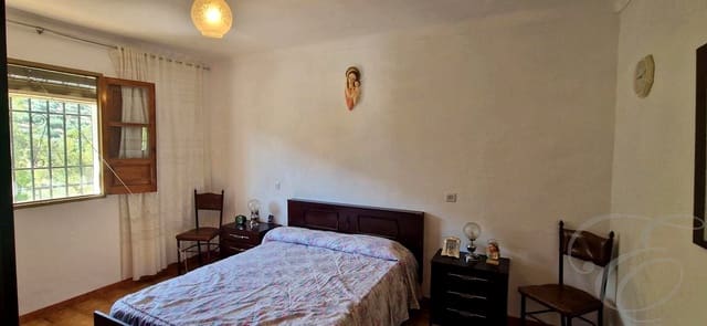 5 Zimmer Villa zu verkaufen in Iznájar mit Garage - 435.000 € (Ref: 10009797)