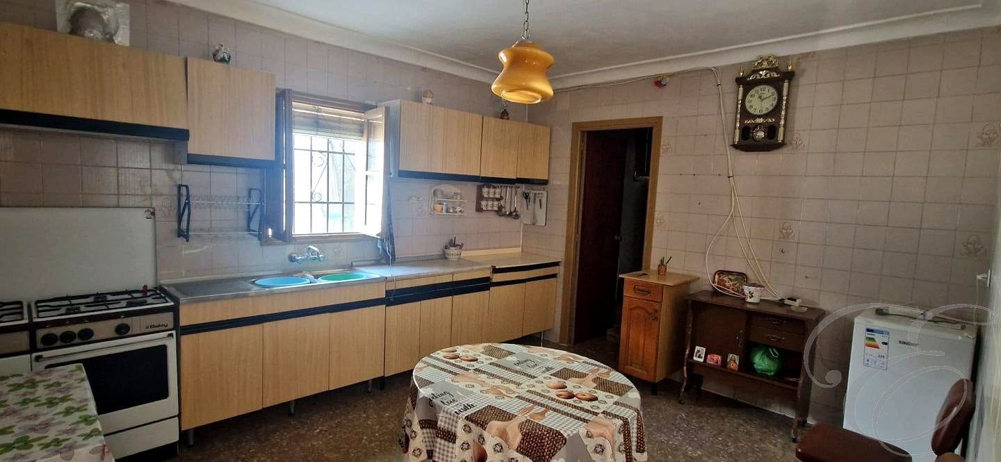 5 Zimmer Villa zu verkaufen in Iznajar mit Garage - 435.000 € (Ref: 10009797)