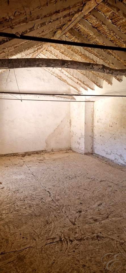 5 bedroom Finca/Country House for sale in Iznajar with garage - € 390,000 (Ref: 10014161)