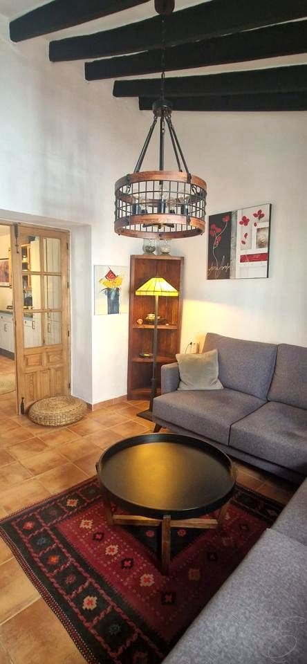 2 bedroom Villa for sale in Velez-Malaga - € 199,500 (Ref: 10024663)