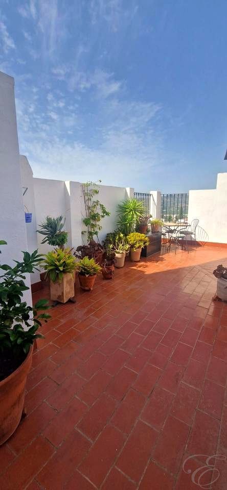 2 bedroom Villa for sale in Velez-Malaga - € 199,500 (Ref: 10024663)