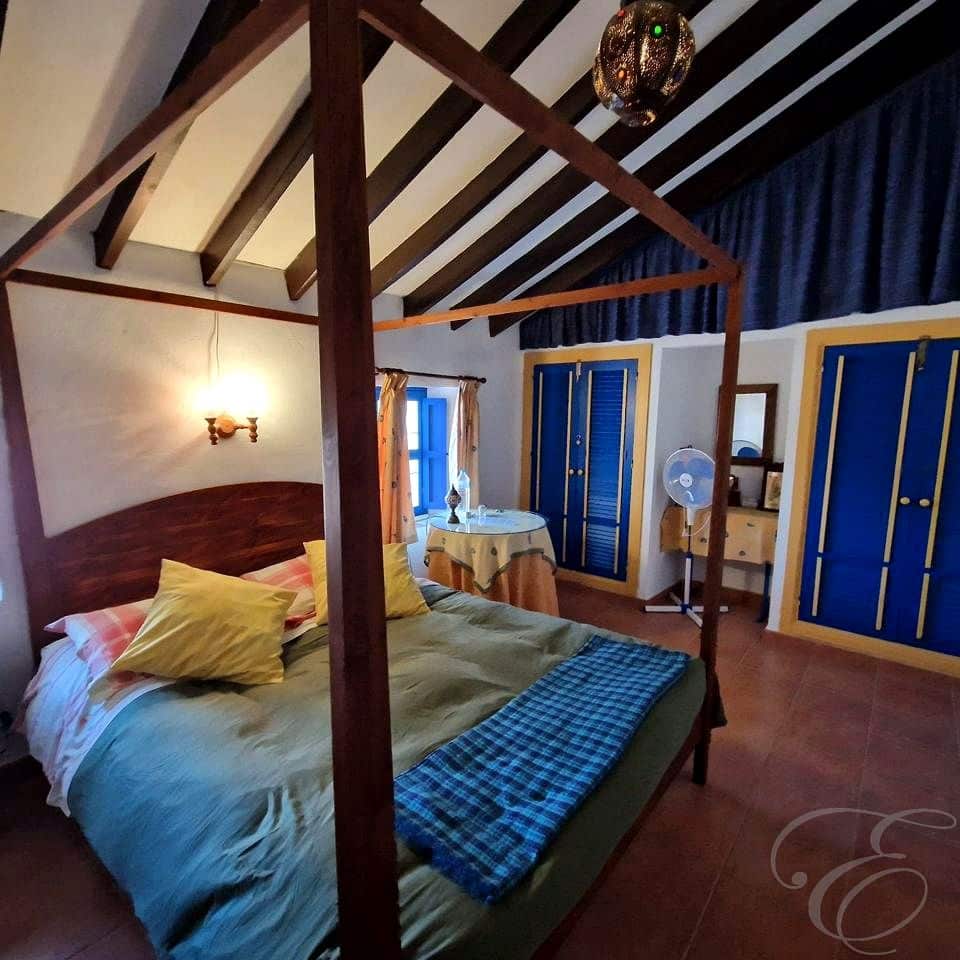 6 chambre Villa/Maison à vendre à Comares avec piscine garage - 324 500 € (Ref: 10030936)