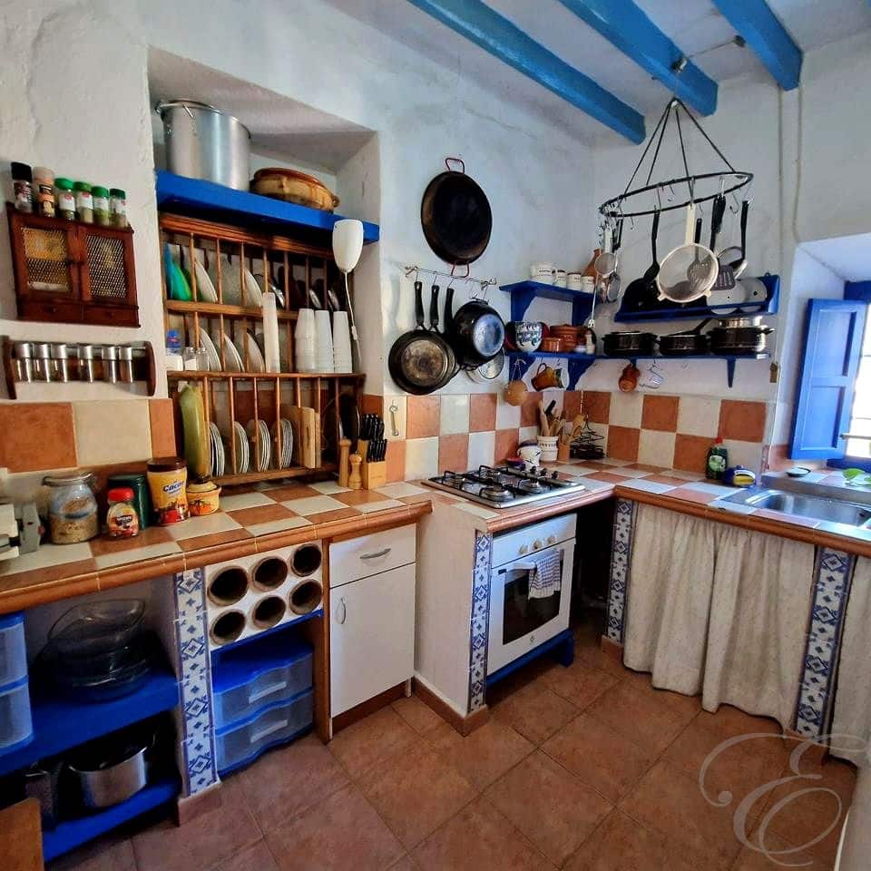 6 chambre Villa/Maison à vendre à Comares avec piscine garage - 324 500 € (Ref: 10030936)