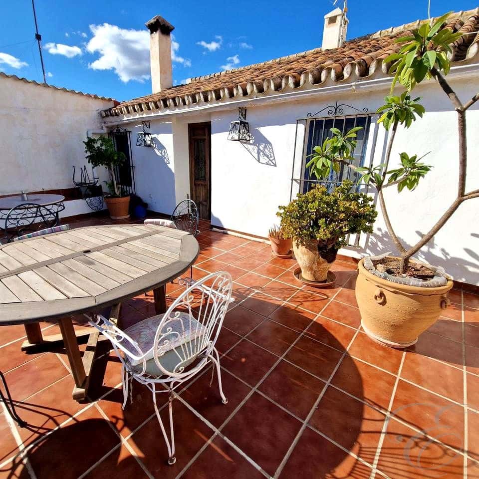 6 chambre Villa/Maison à vendre à Comares avec piscine garage - 324 500 € (Ref: 10030936)