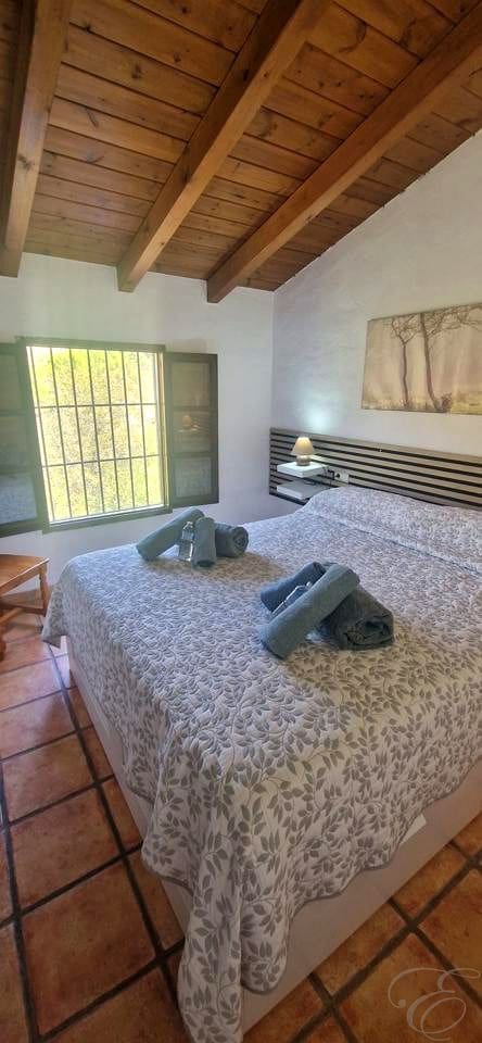 2 slaapkamer Finca/Landhuis te koop in Villanueva de la Concepcion met zwembad - € 235.000 (Ref: 10043555)