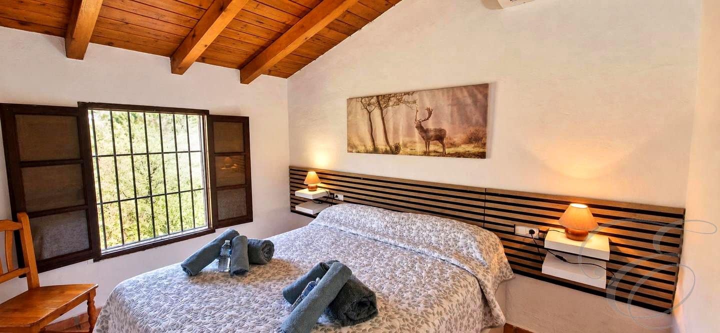 2 bedroom Finca/Country House for sale in Villanueva de la Concepcion with pool - € 235,000 (Ref: 10043555)