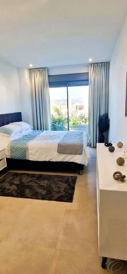 Piso de 3 habitaciones en Caleta de Vélez en venta con piscina garaje - 360.000 € (Ref: 10095363)