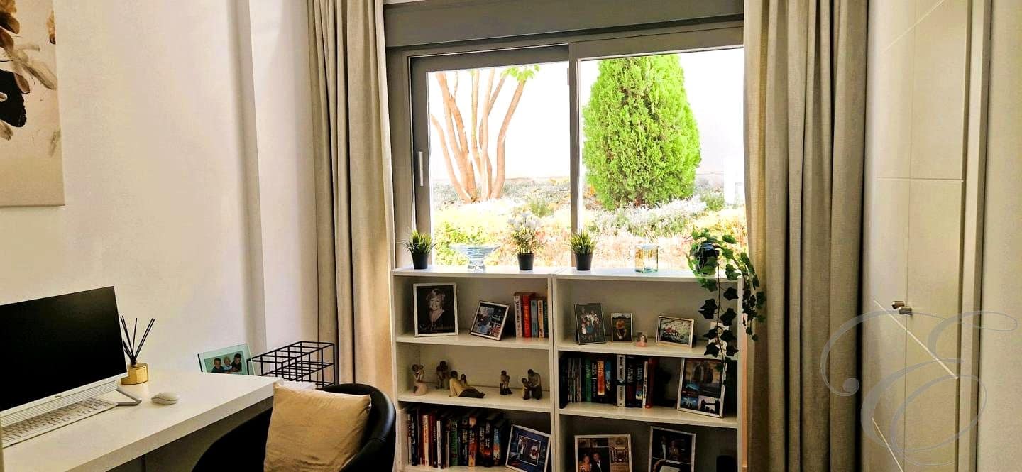 Piso de 3 habitaciones en Caleta de Vélez en venta con piscina garaje - 360.000 € (Ref: 10095363)