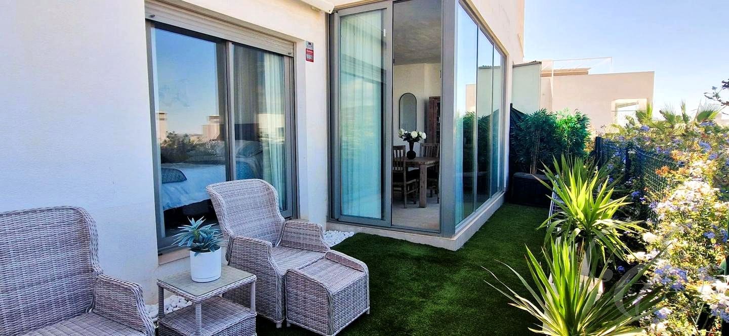 Piso de 3 habitaciones en Caleta de Vélez en venta con piscina garaje - 360.000 € (Ref: 10095363)