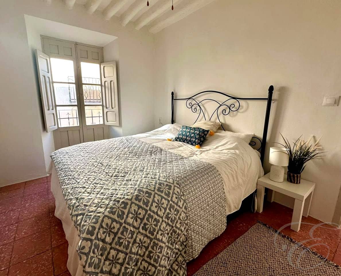 4 soverom Villa til salgs i Archidona - € 225 000 (Ref: 10140125)