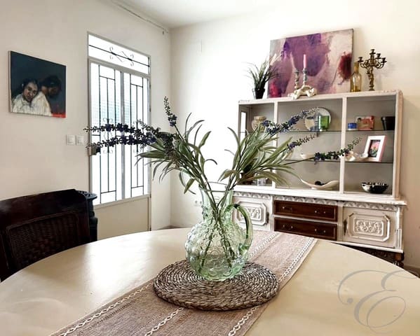4 chambre Villa/Maison à vendre à Archidona - 225 000 € (Ref: 10140125)