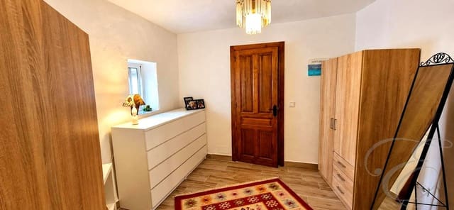 3 slaapkamer Villa te koop in Vélez-Málaga - € 225.000 (Ref: 10153853)