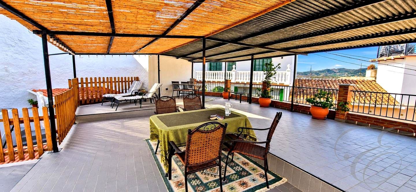 3 slaapkamer Villa te koop in Velez-Malaga - € 225.000 (Ref: 10153853)