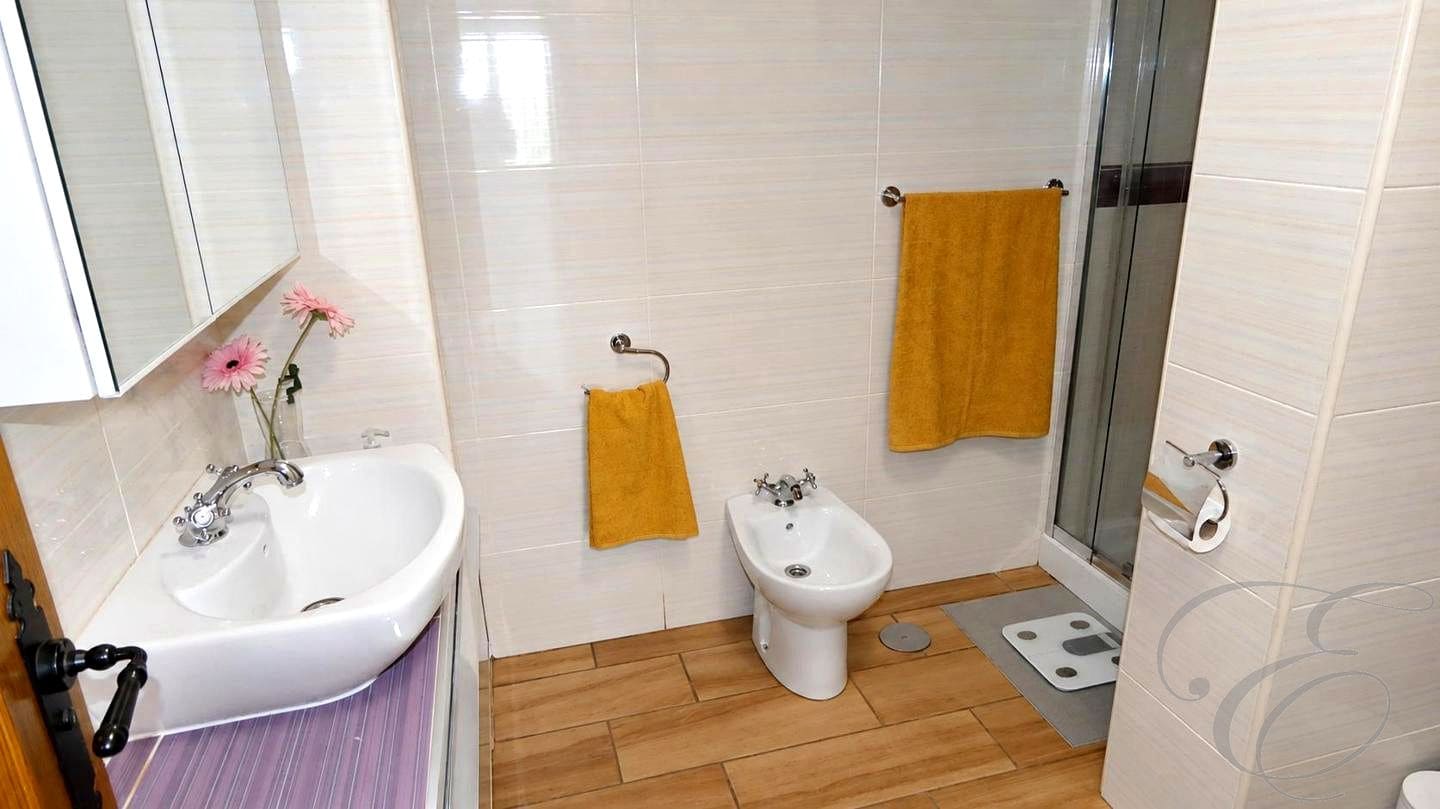 3 makuuhuone Maalaistalo myytävänä paikassa Arenas mukana uima-altaan - 428 000 € (Ref: 10160438)