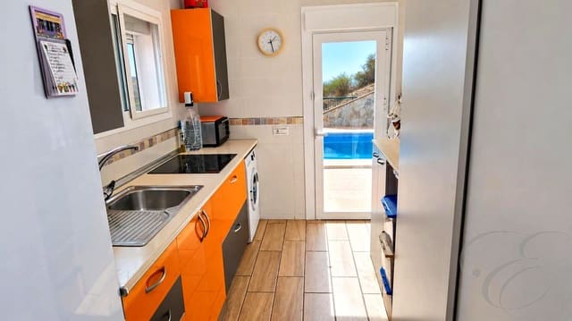 3 makuuhuone Maalaistalo myytävänä paikassa Arenas mukana uima-altaan - 428 000 € (Ref: 10160438)